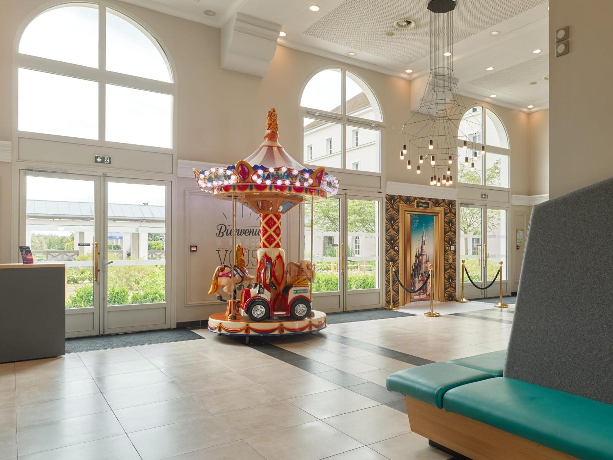 B&B Hotel Pres De Disneyland Paris Magny-le-Hongre Esterno foto