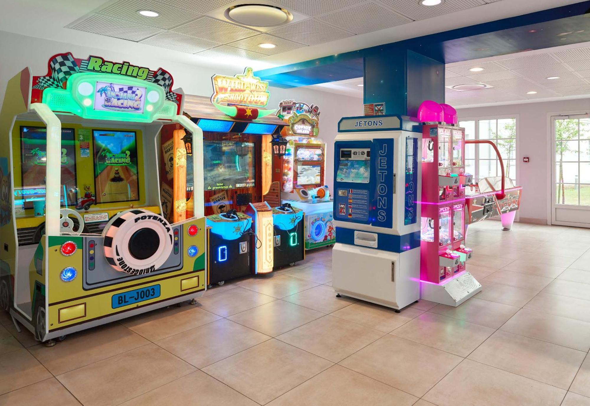 B&B Hotel Pres De Disneyland Paris Magny-le-Hongre Esterno foto