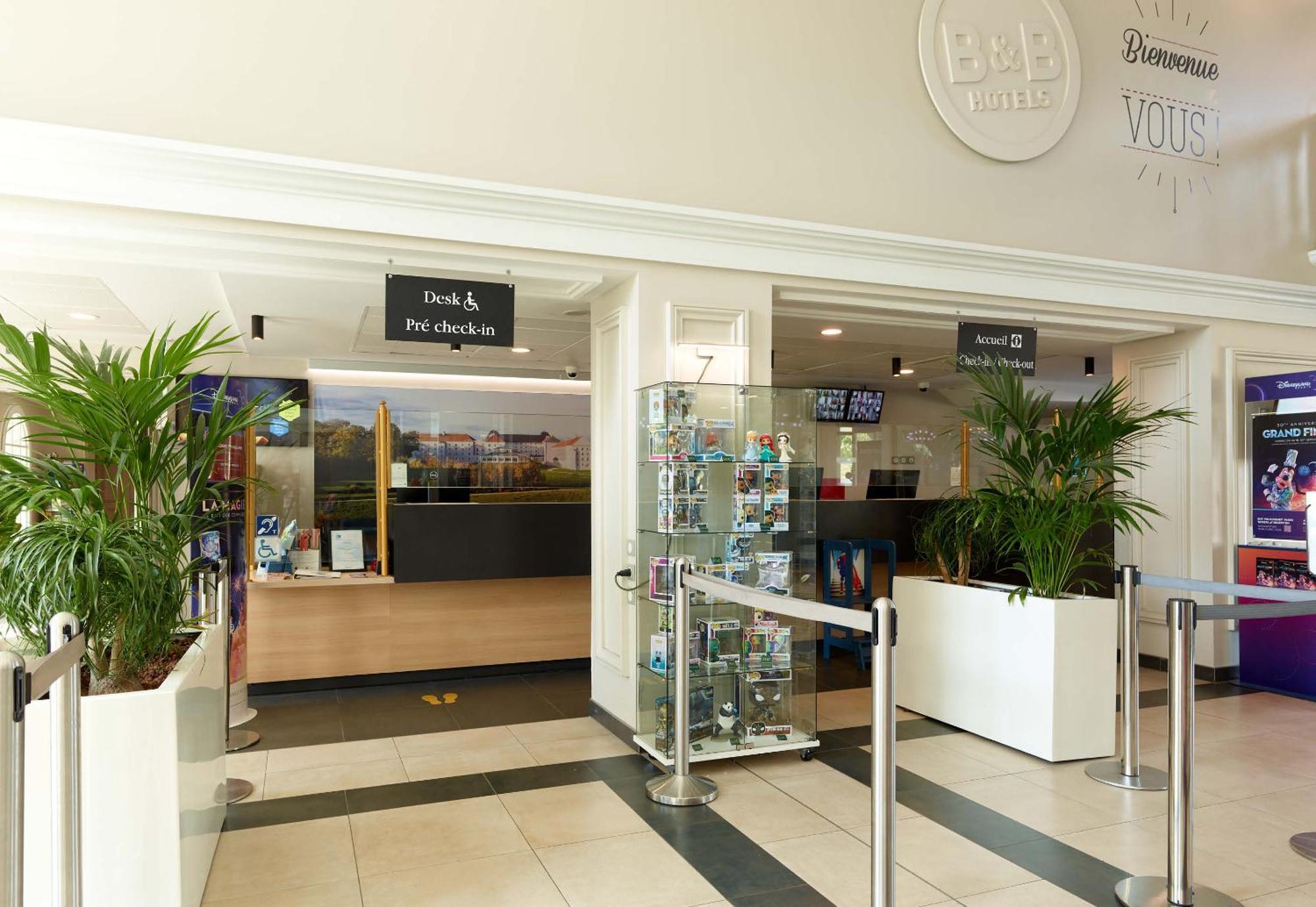 B&B Hotel Pres De Disneyland Paris Magny-le-Hongre Esterno foto