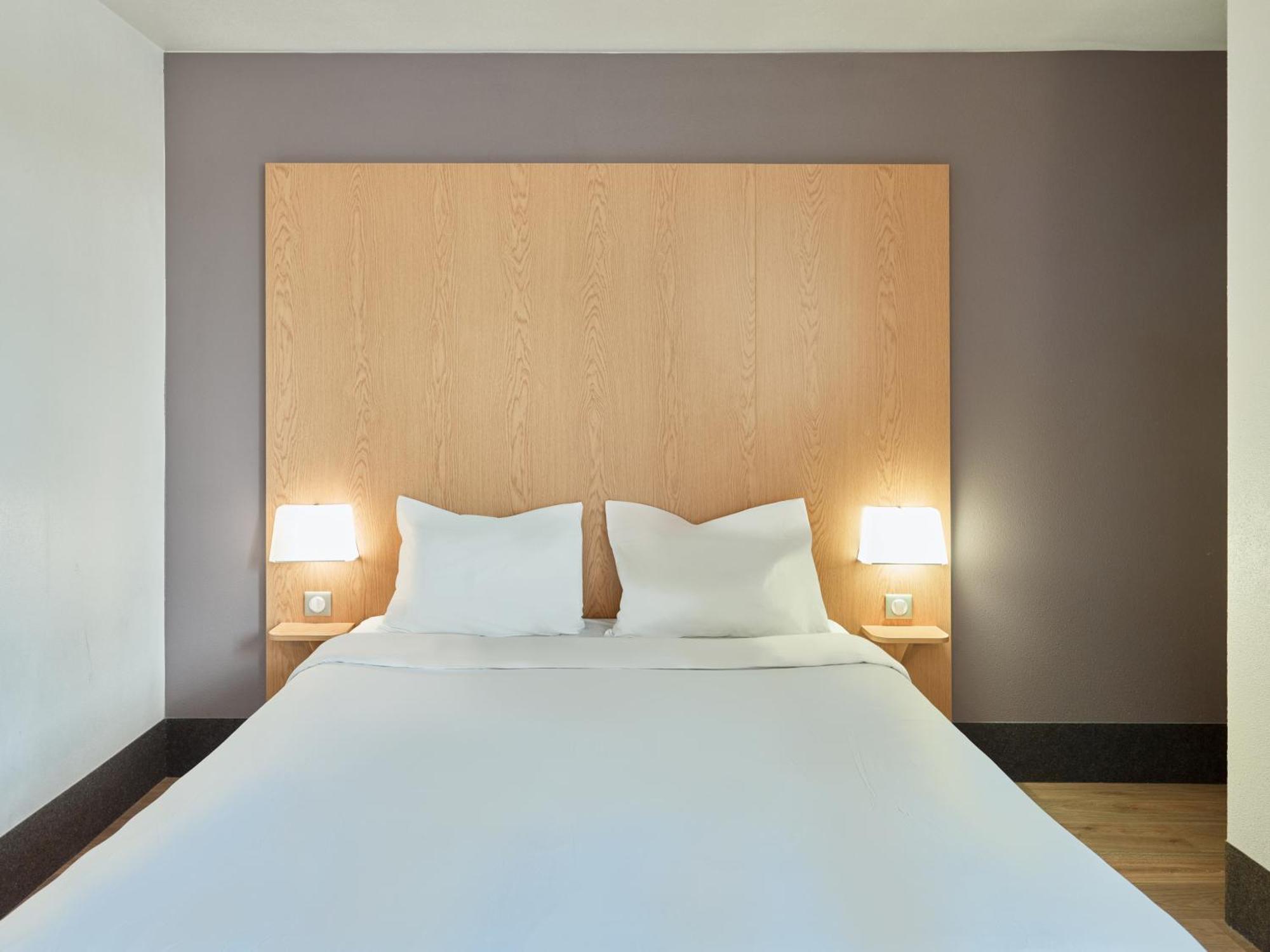 B&B Hotel Pres De Disneyland Paris Magny-le-Hongre Esterno foto