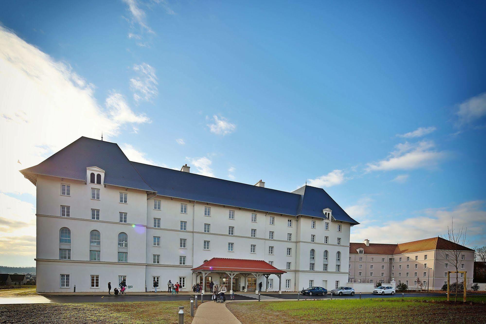 B&B Hotel Pres De Disneyland Paris Magny-le-Hongre Esterno foto