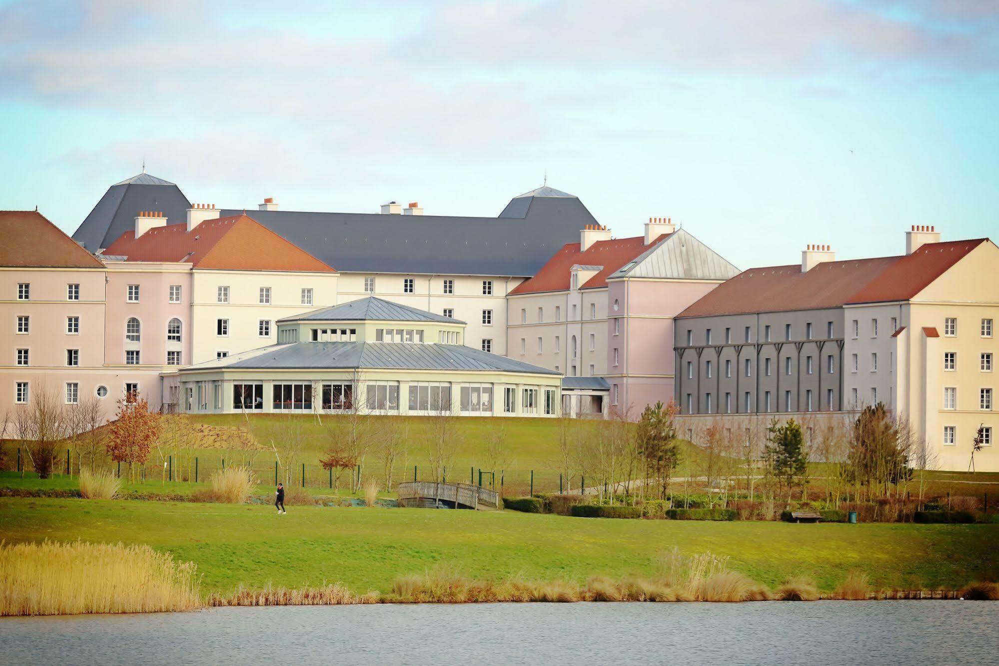B&B Hotel Pres De Disneyland Paris Magny-le-Hongre Esterno foto