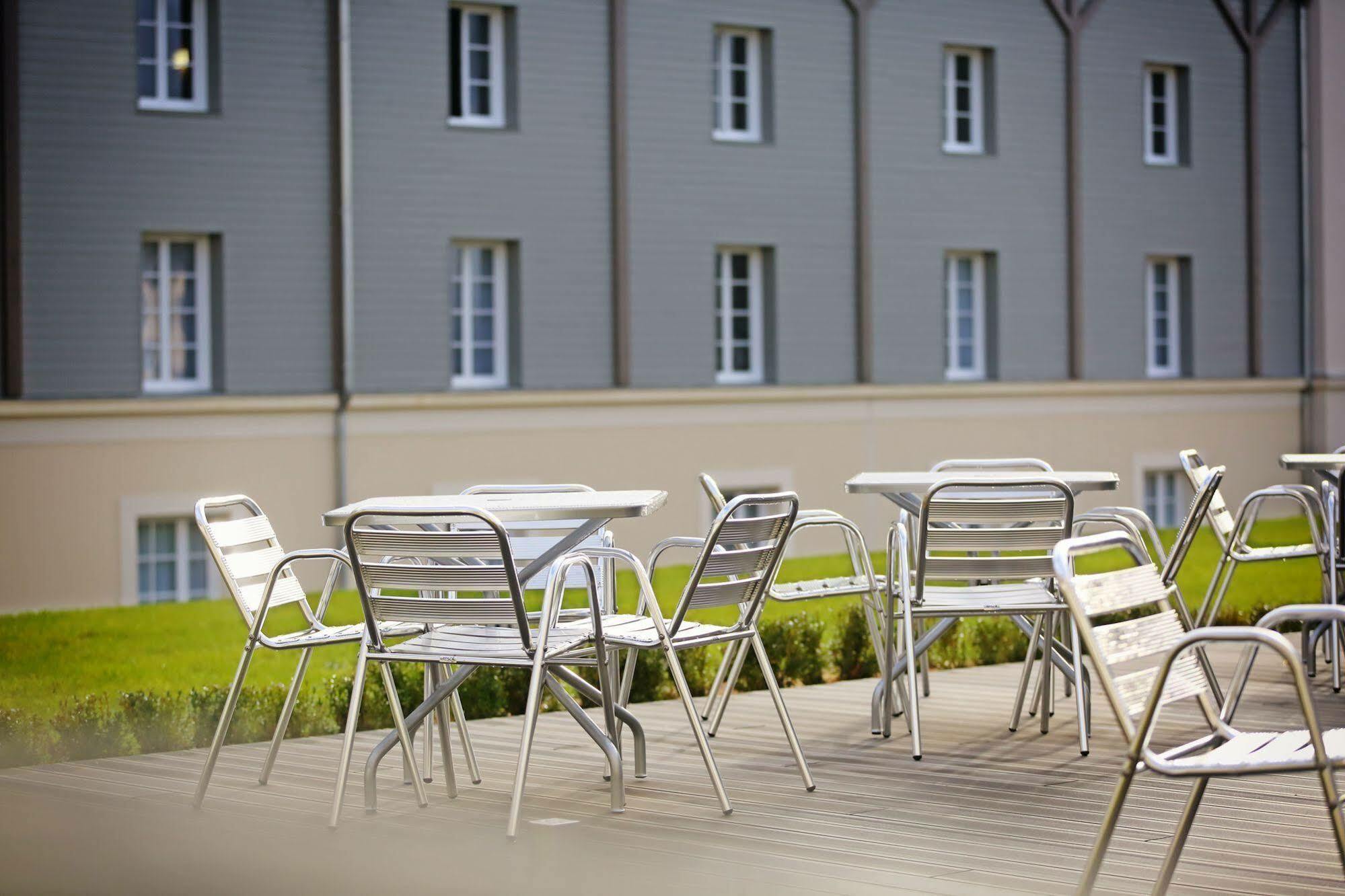 B&B Hotel Pres De Disneyland Paris Magny-le-Hongre Esterno foto